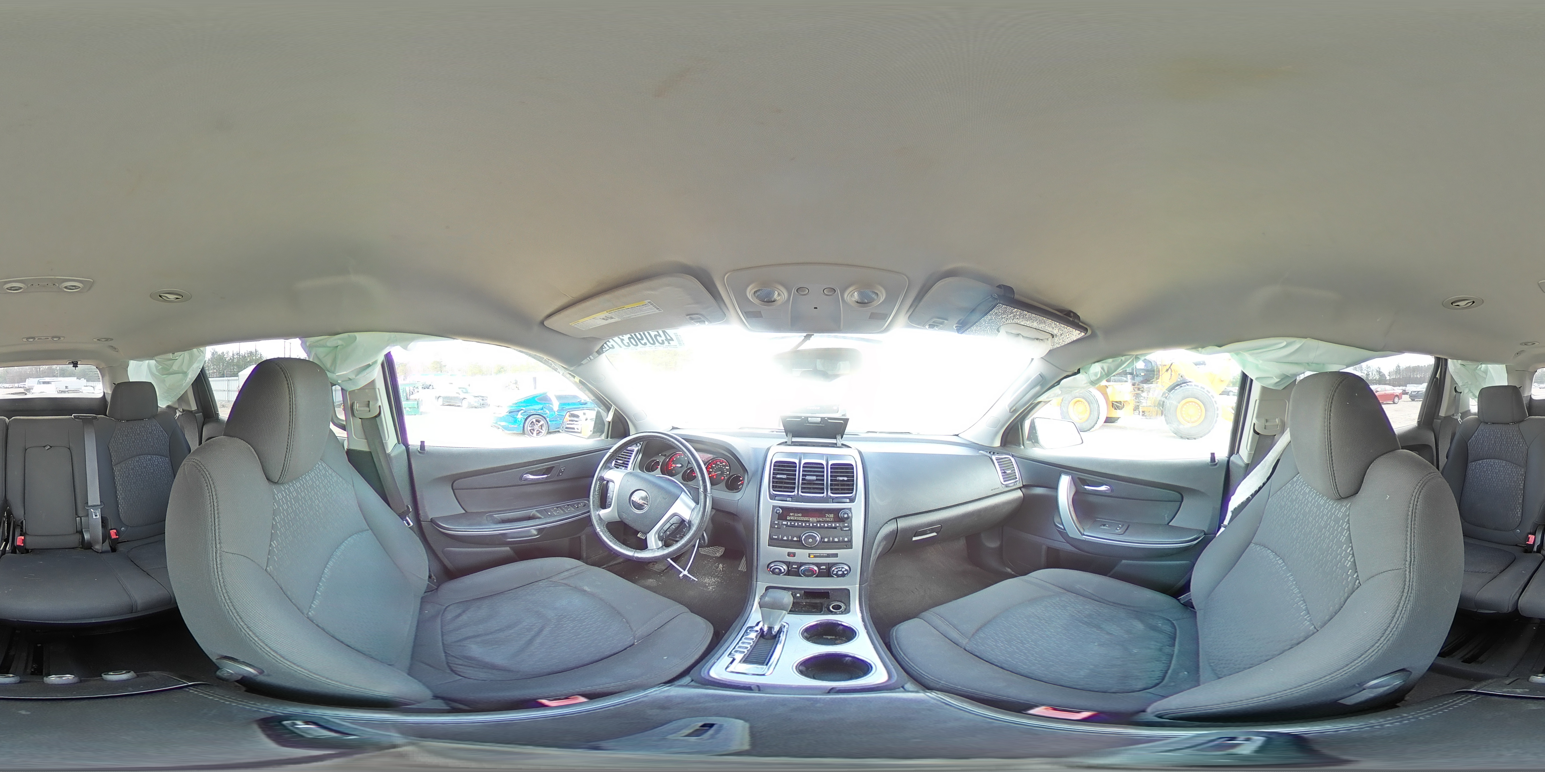 2010 GMC Acadia - Image 14