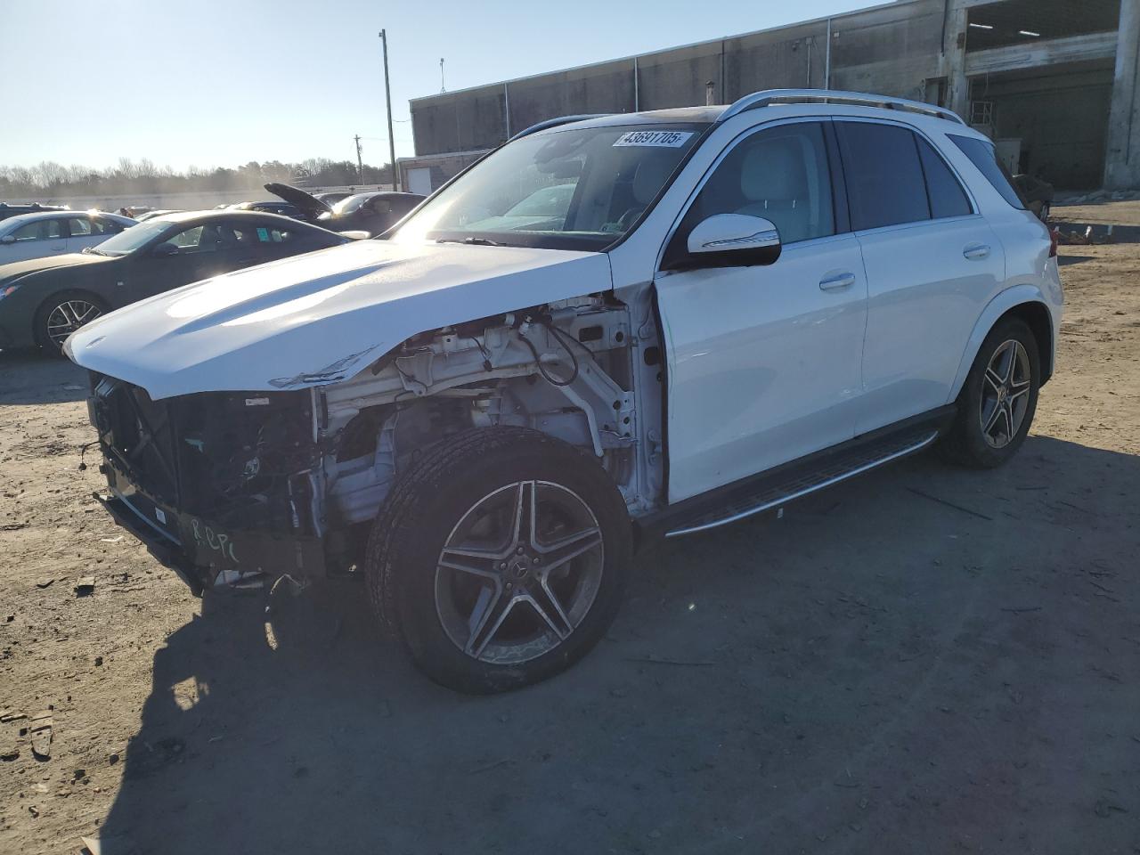 2022 Mercedes-Benz GLE - Image 1