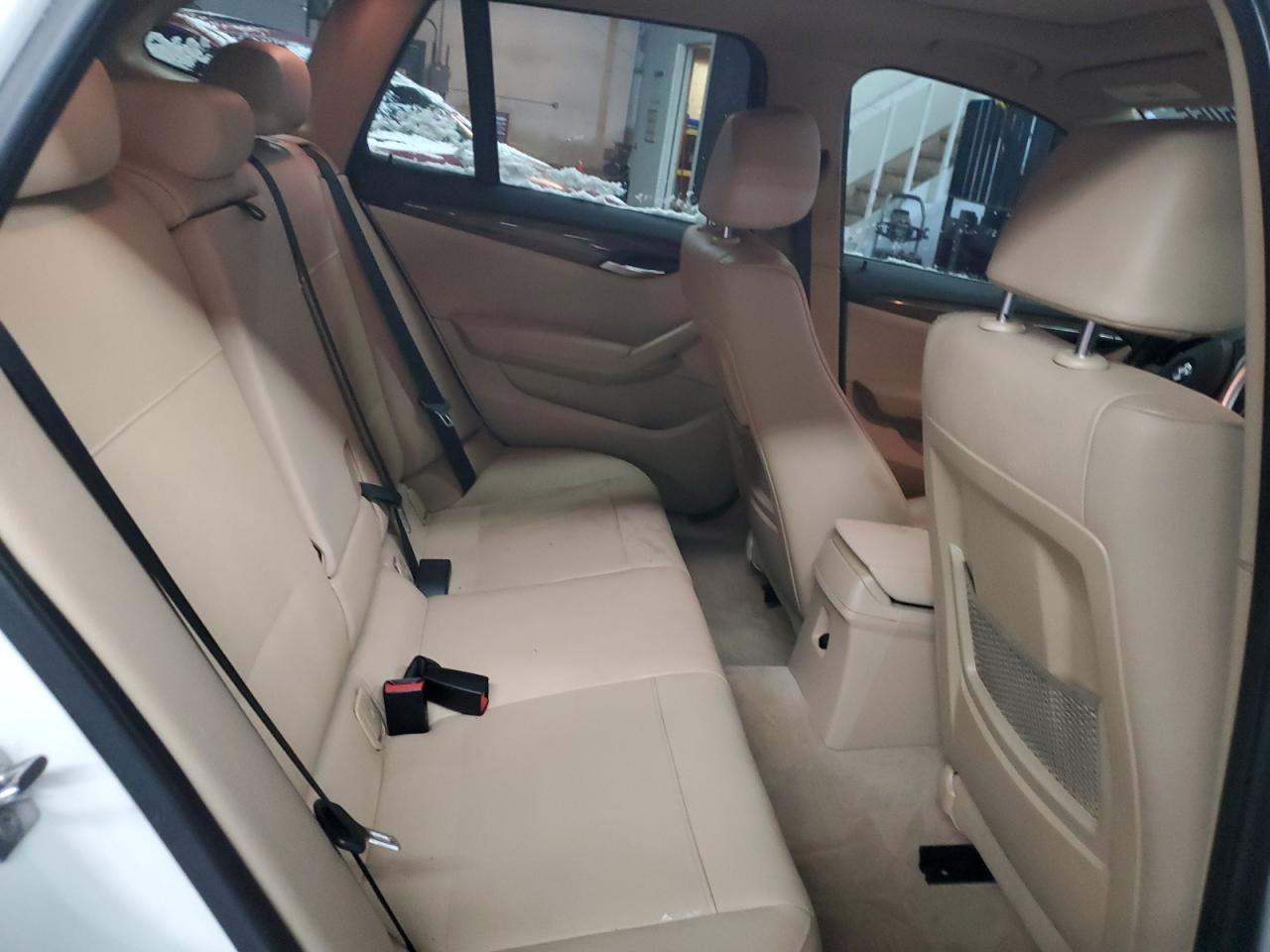 2014 BMW X1 - Image 11