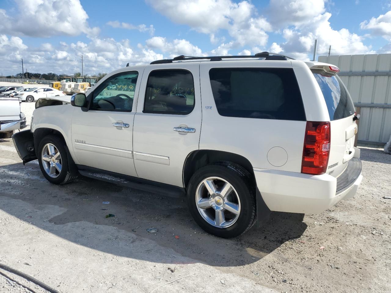 2012 Chevrolet Tahoe - Image 2