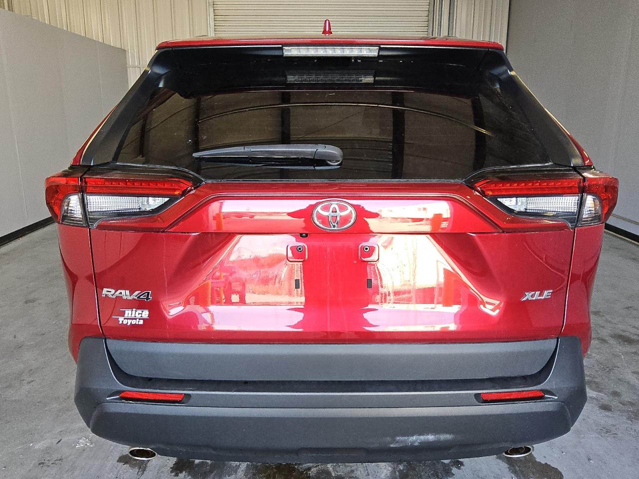 2024 Toyota RAV 4 - Image 6
