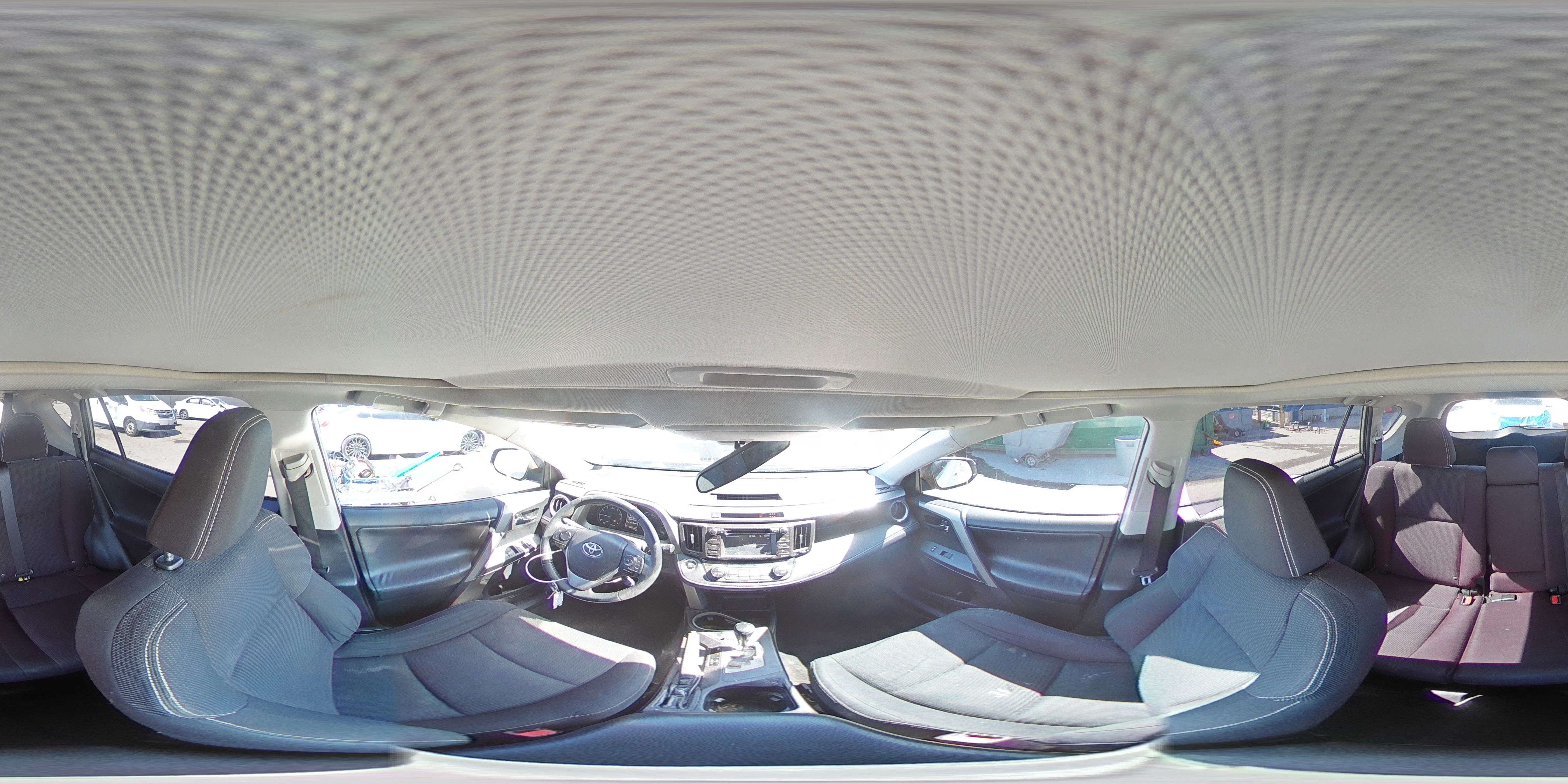 2017 Toyota RAV 4 - Image 15
