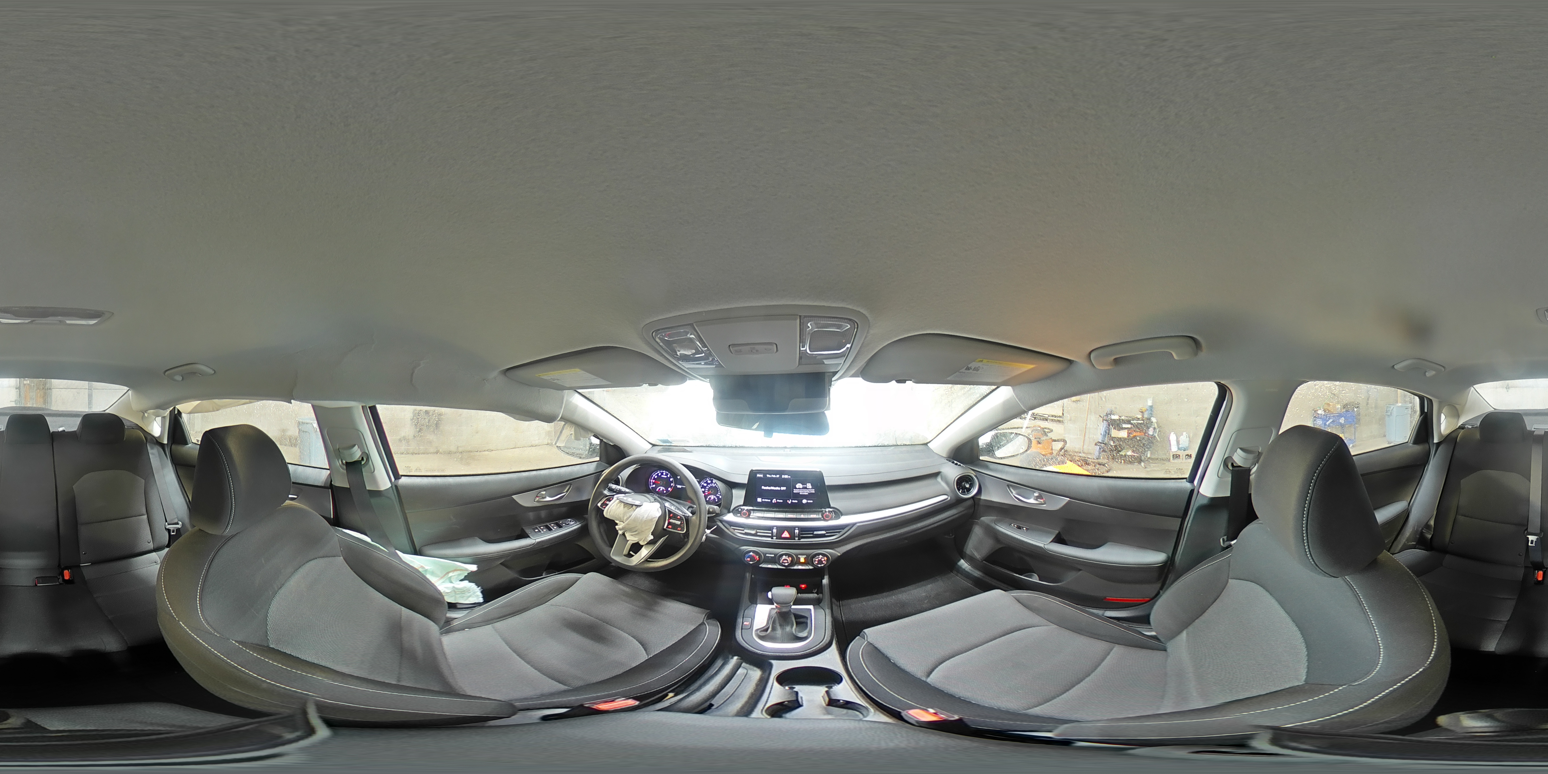 2024 Kia Forte - Image 13