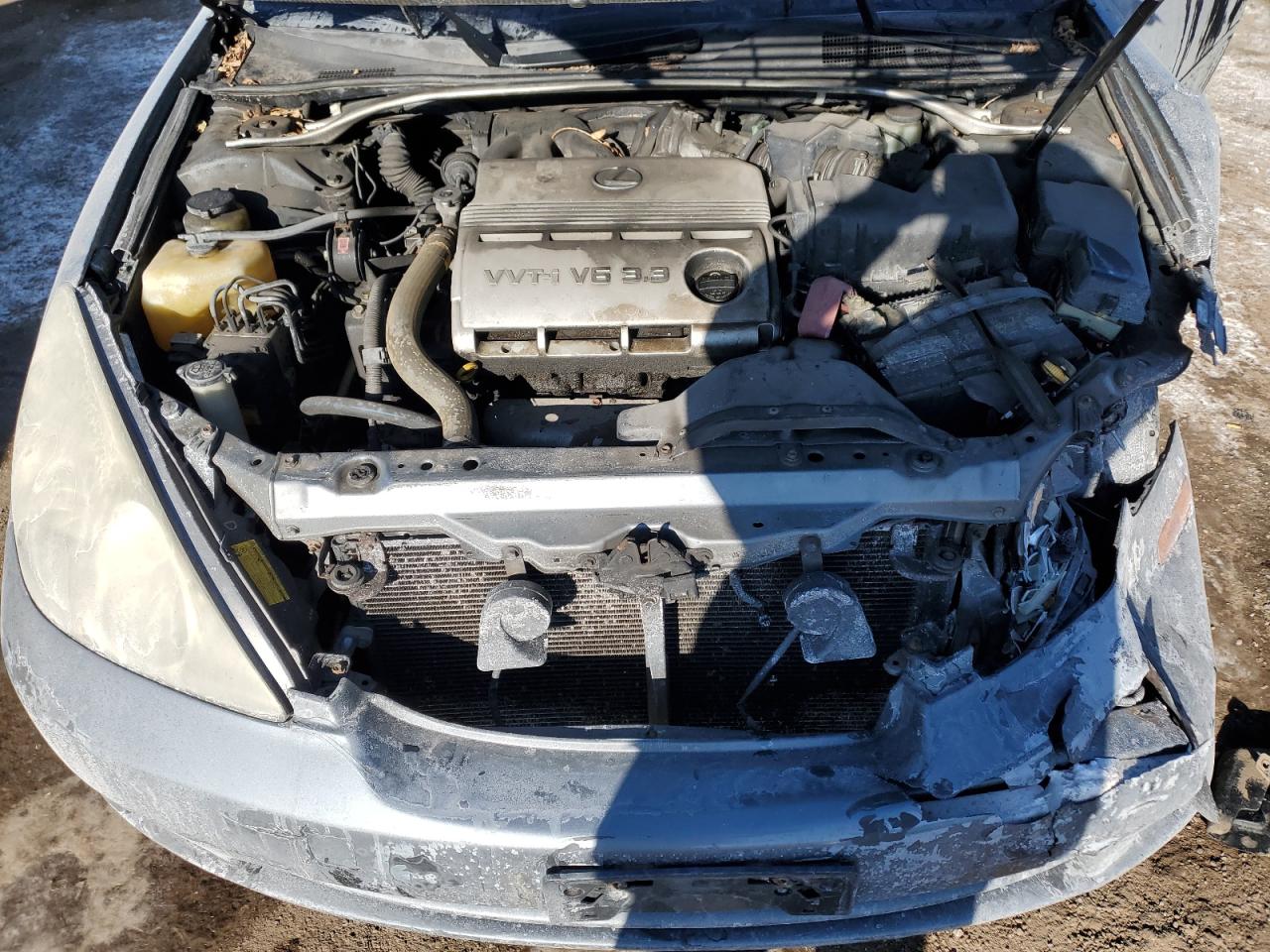 2005 Lexus ES - Image 11