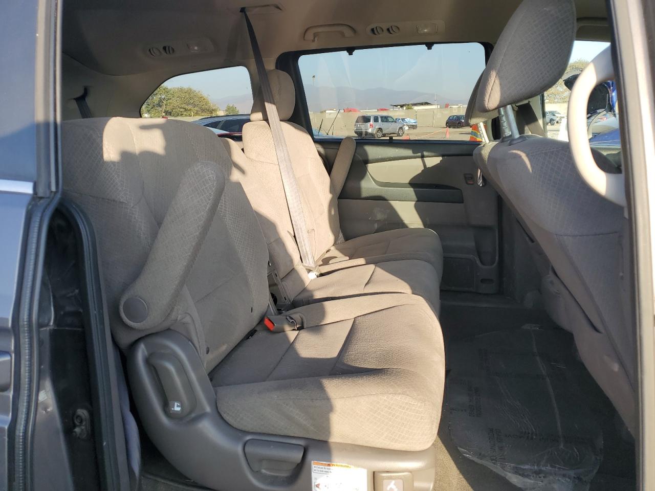 2016 Honda Odyssey - Image 11