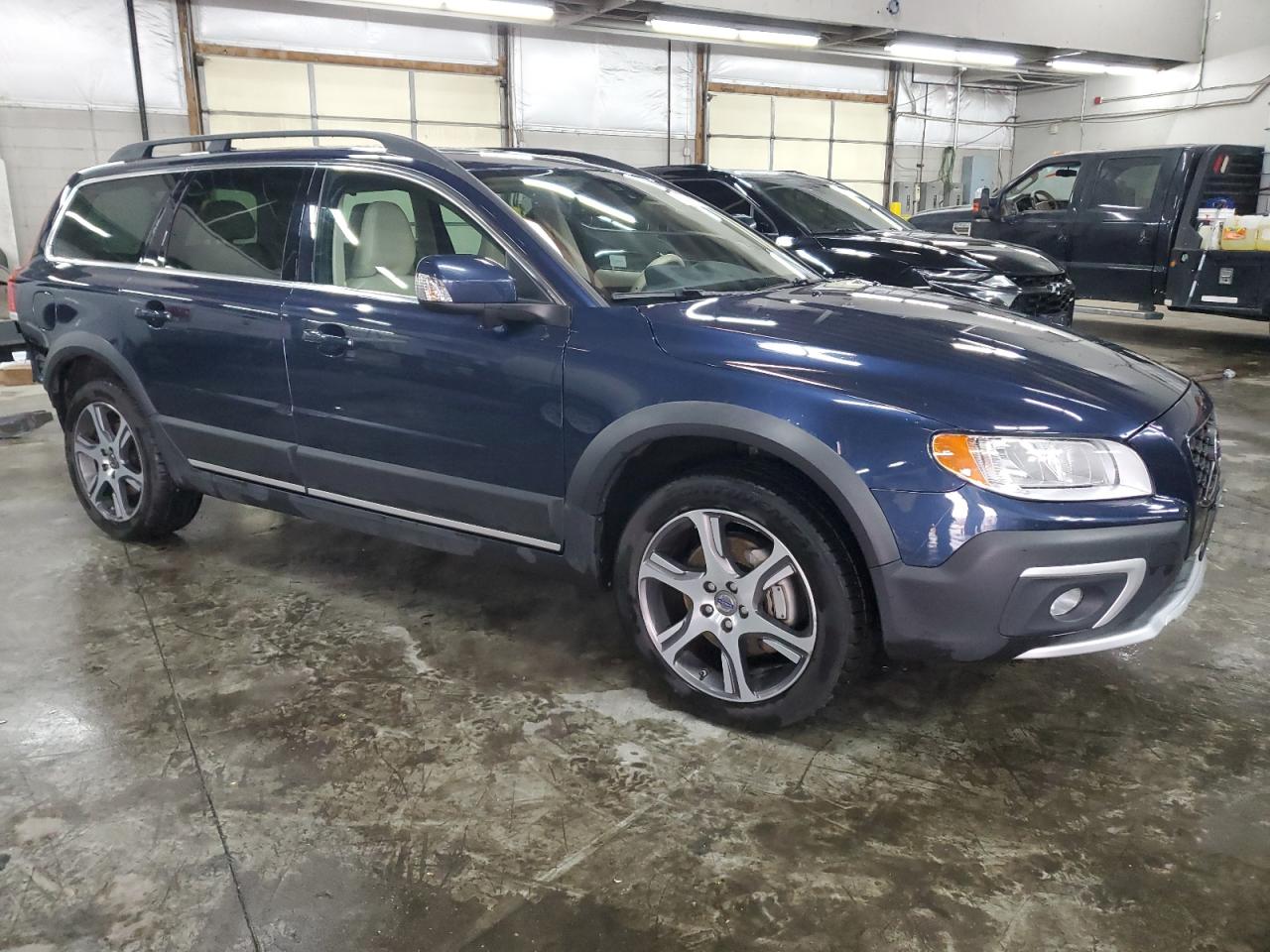 2014 Volvo XC70 - Image 4