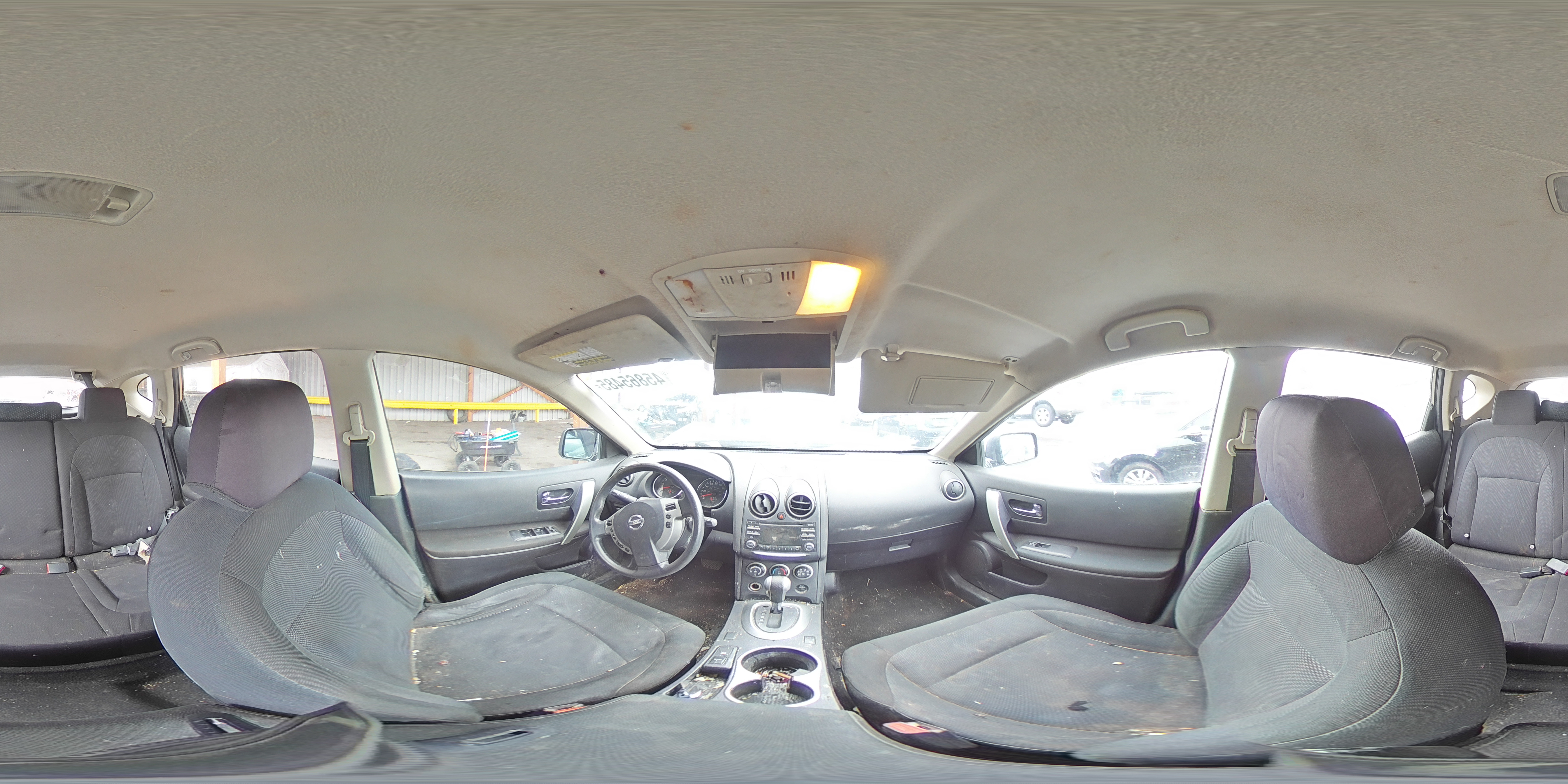 2015 Nissan Rogue - Image 12