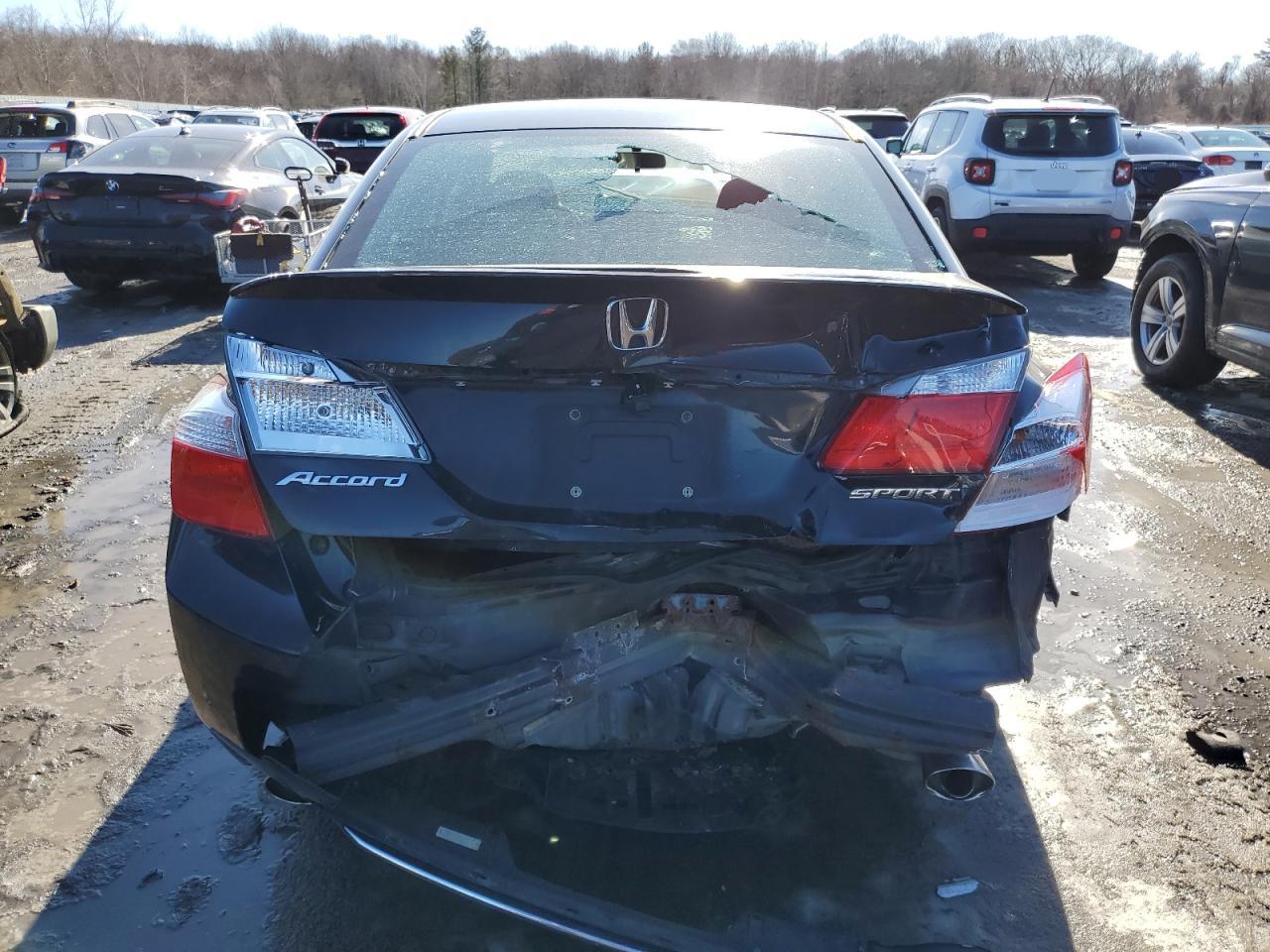 2015 Honda Accord - Image 6