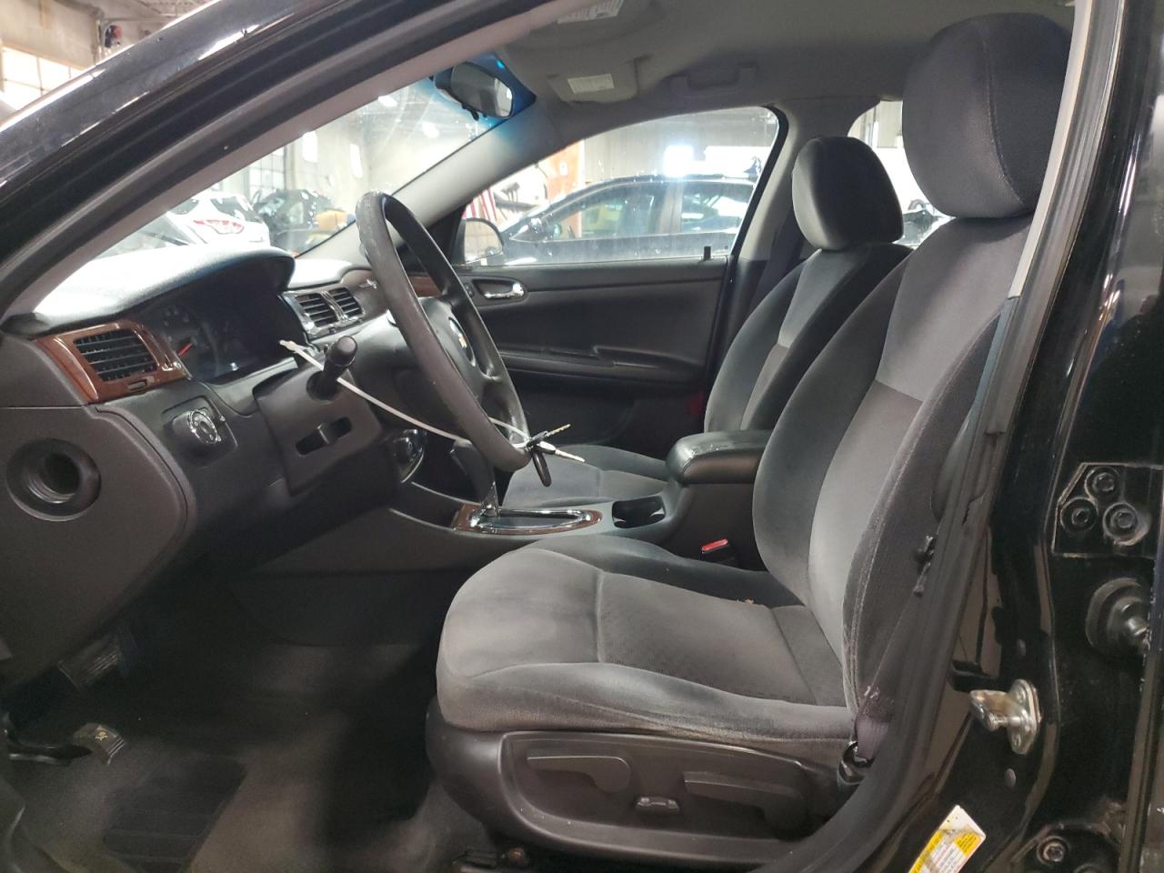 2011 Chevrolet Impala - Image 7