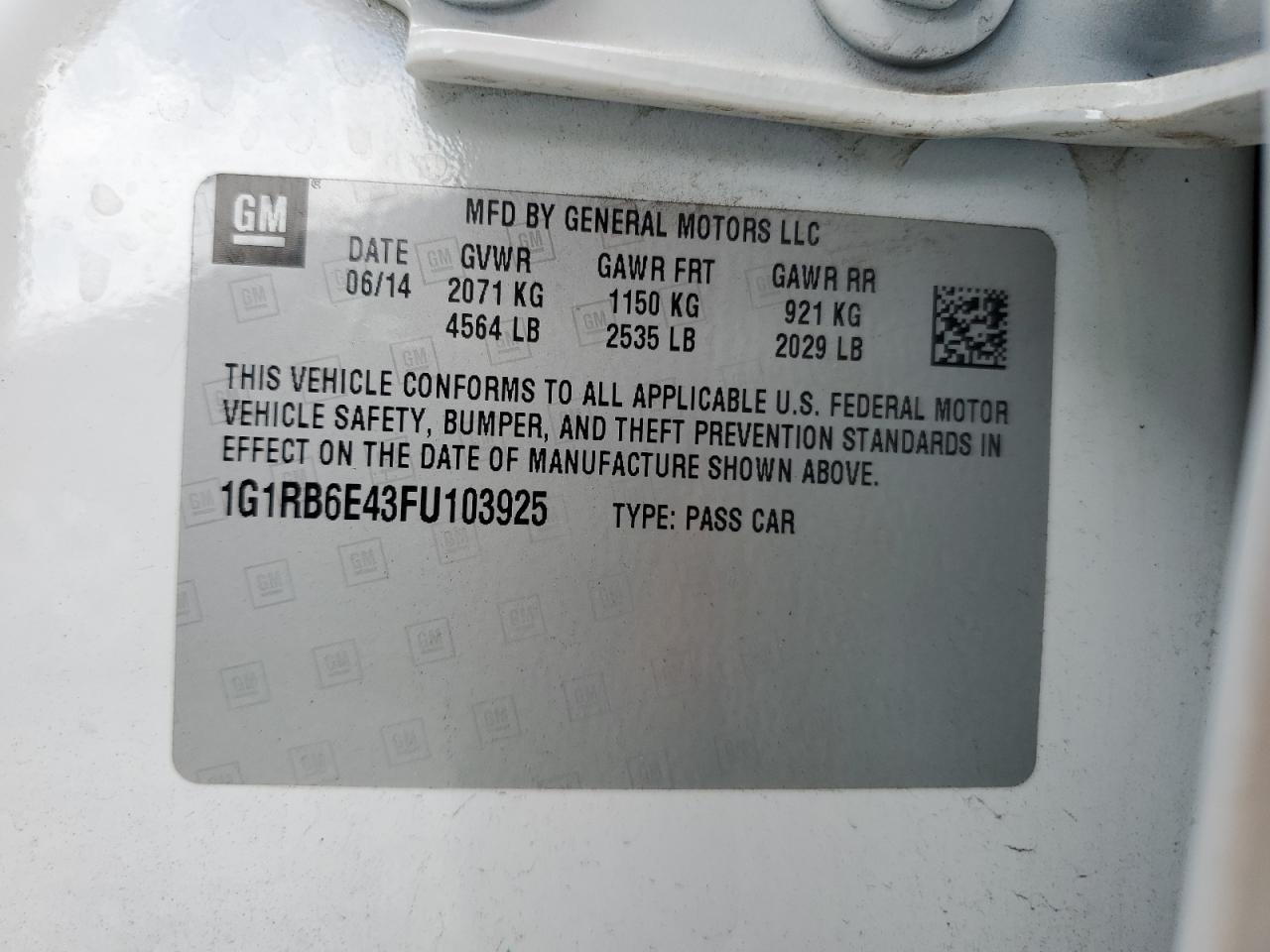 2015 Chevrolet Volt - Image 12