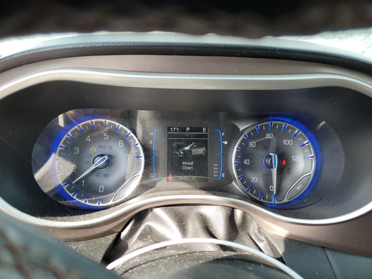 2017 Chrysler Pacifica - Image 9