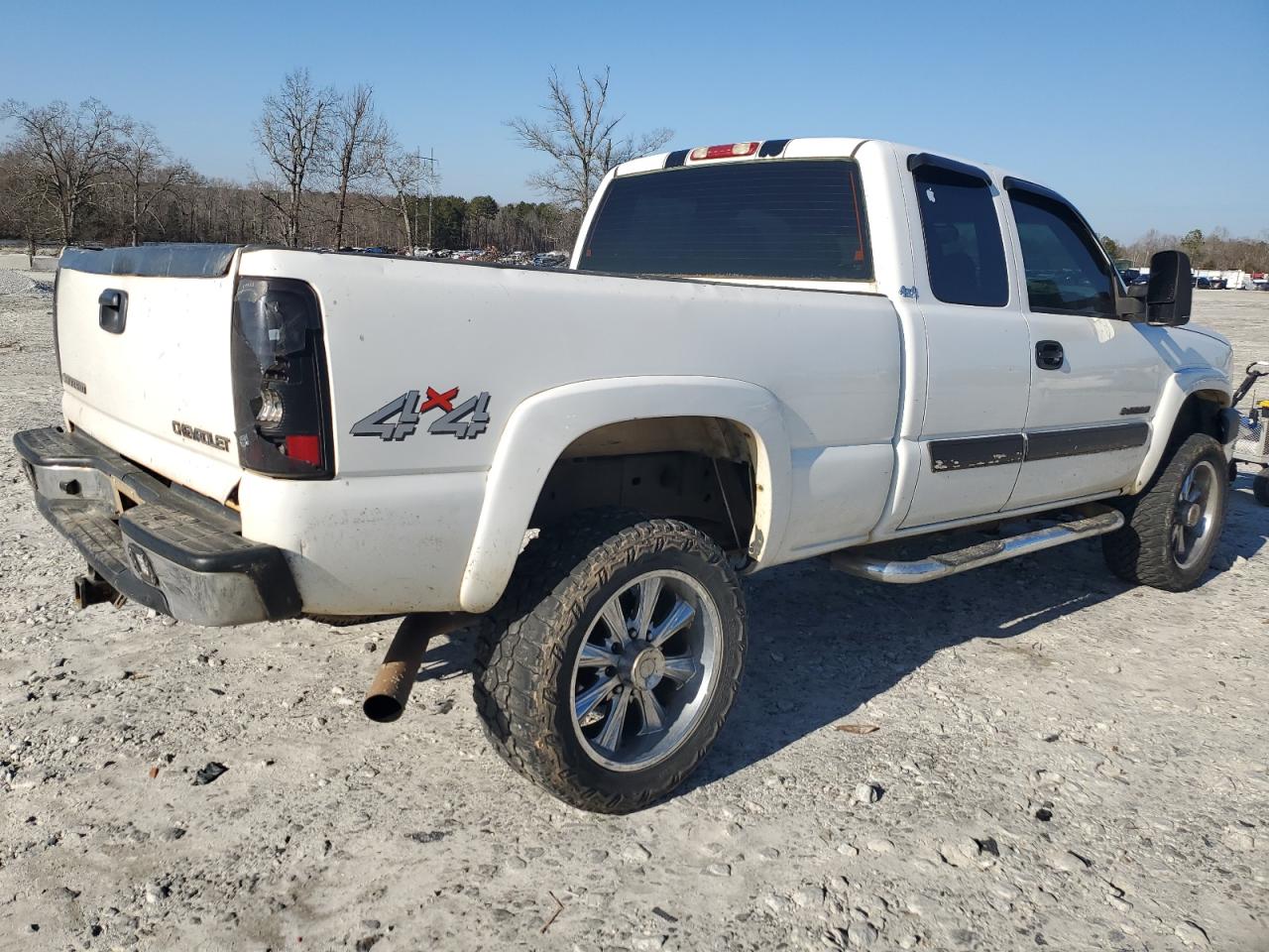 2003 Chevrolet Silverado - Image 3