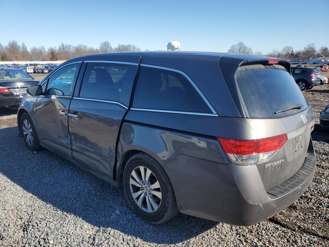 2014 Honda Odyssey - Image 2