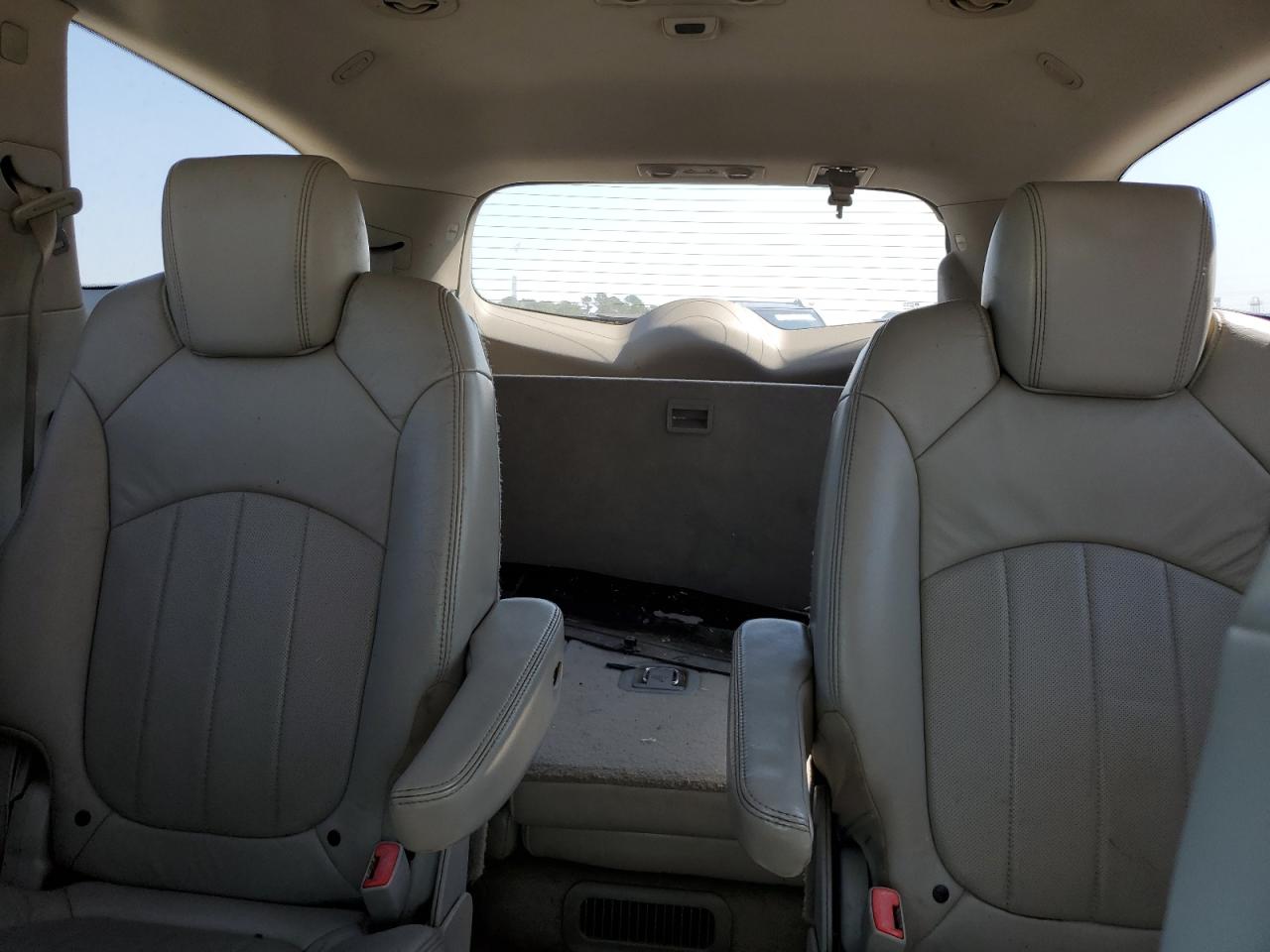 2008 Buick Enclave - Image 10