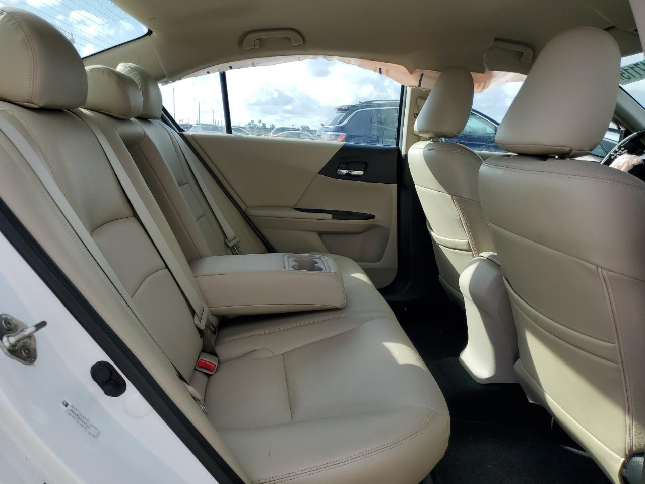 2013 Honda Accord - Image 10
