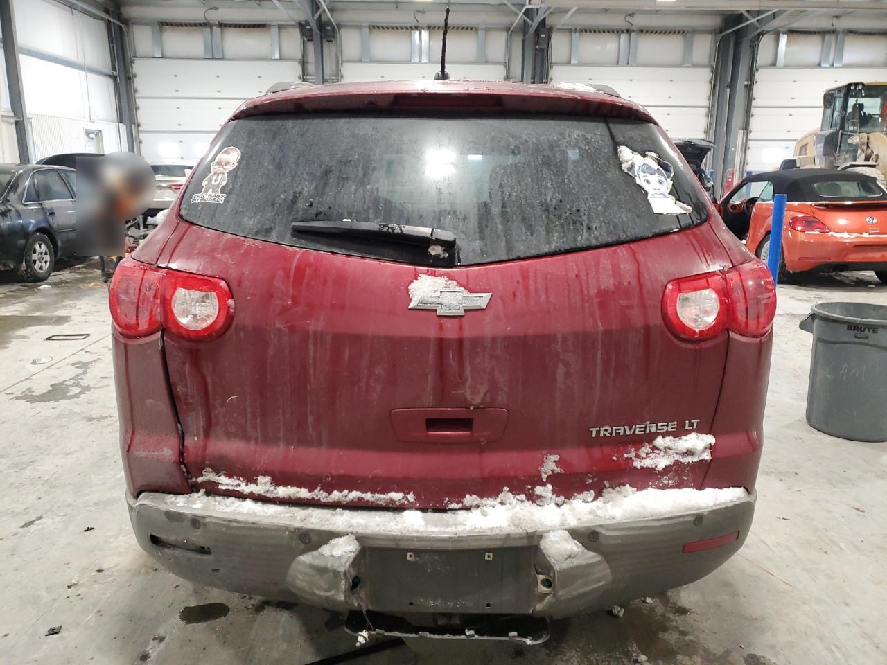 2011 Chevrolet Traverse - Image 6