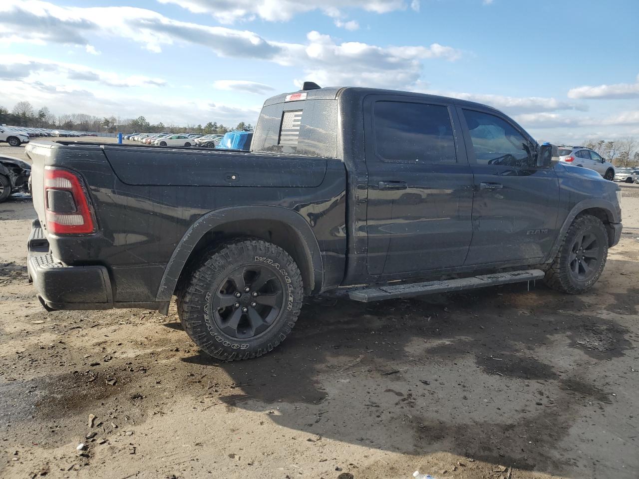 2020 RAM 1500 - Image 3