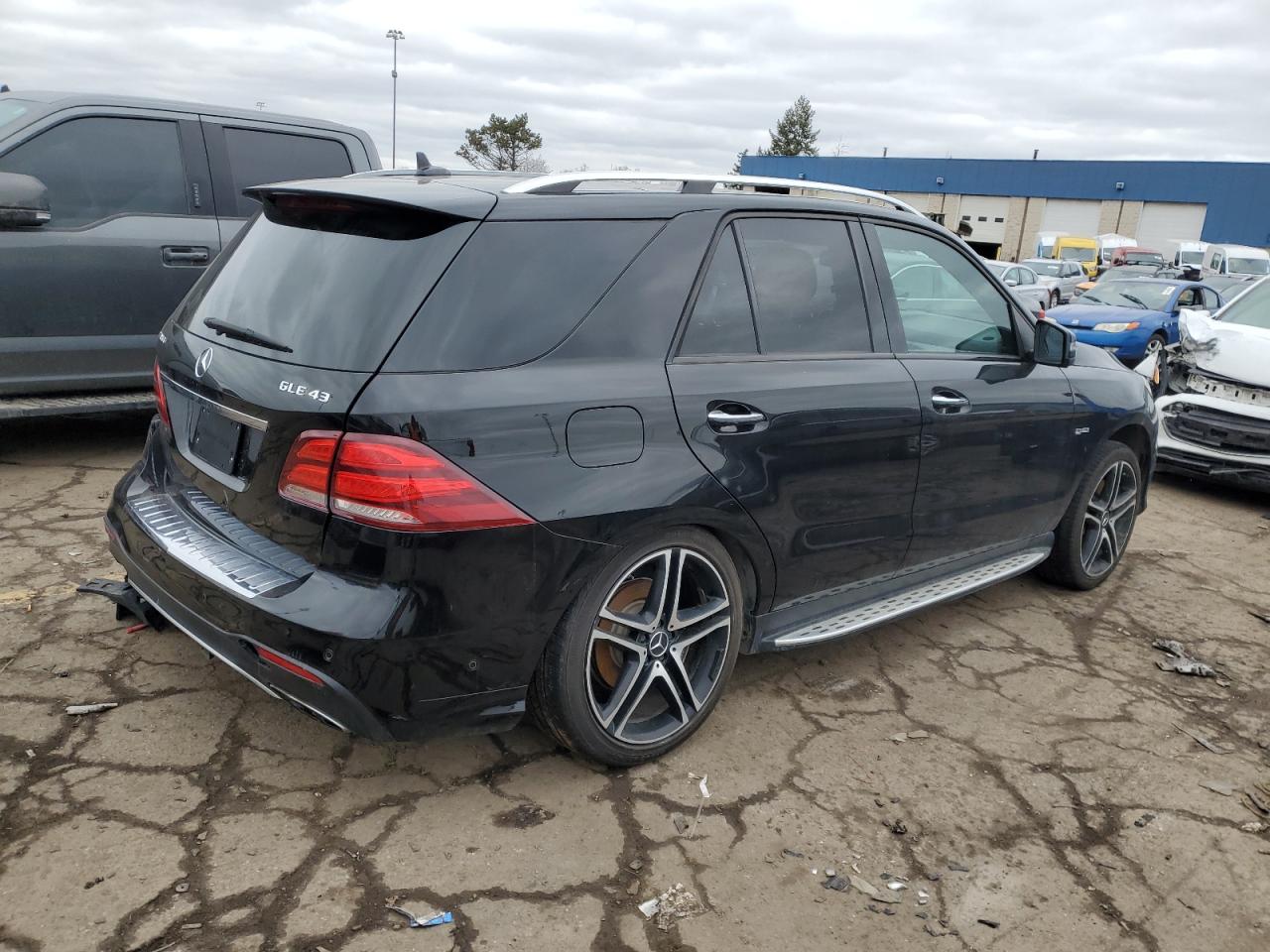 2018 Mercedes-Benz GLE - Image 3