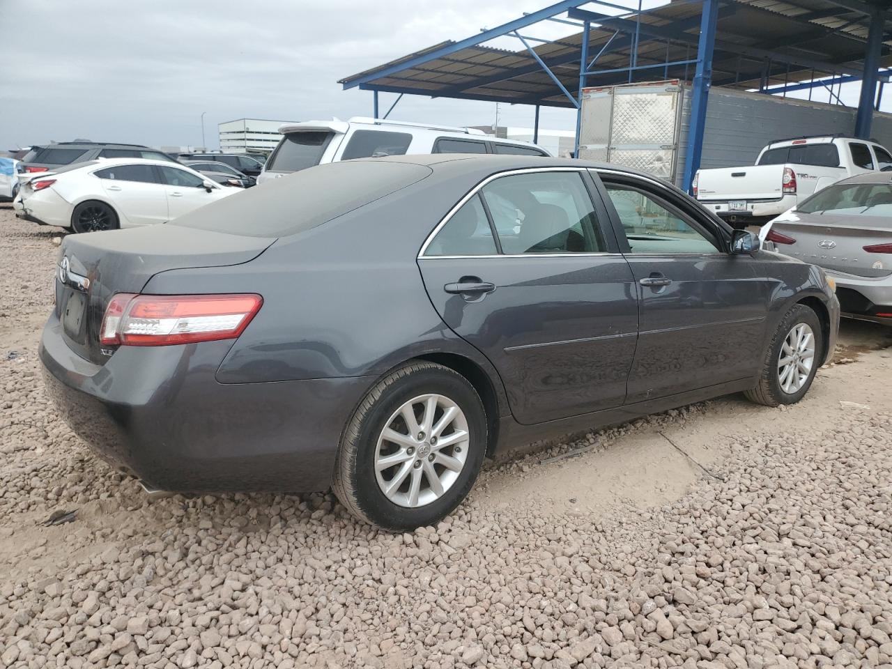 2010 Toyota Camry - Image 3