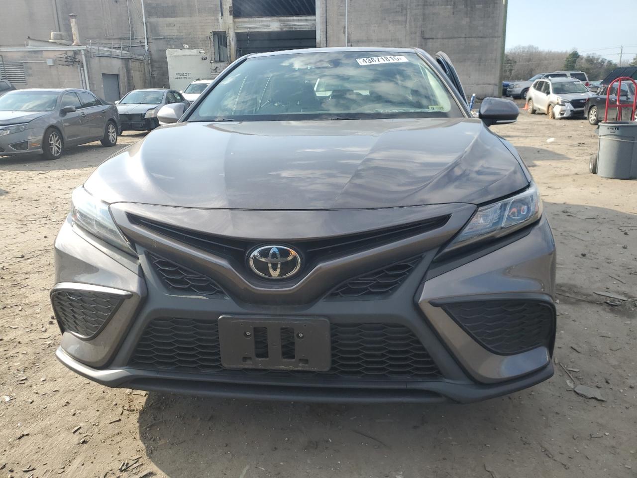 2022 Toyota Camry - Image 5