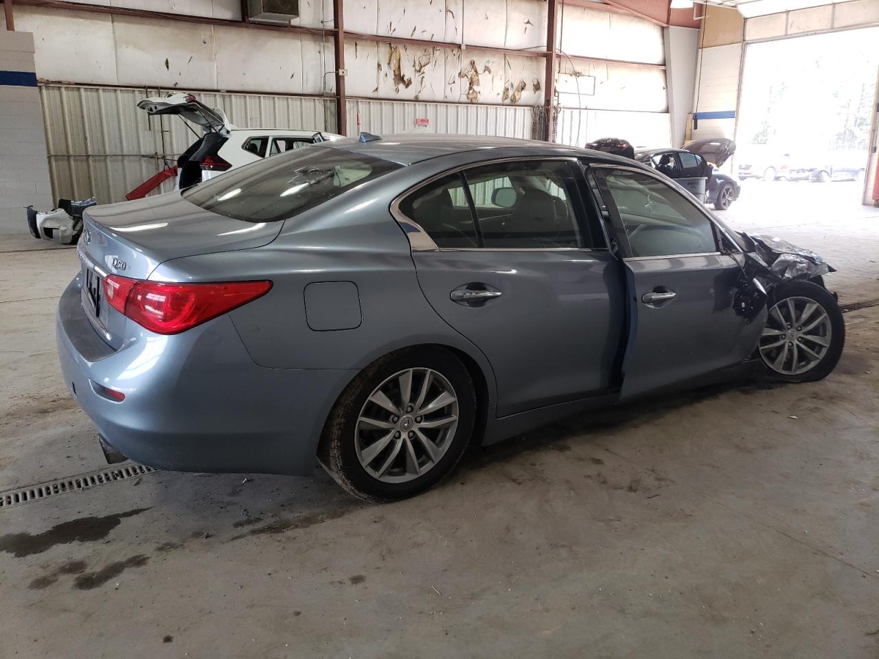 2017 Infiniti Q50 - Image 3