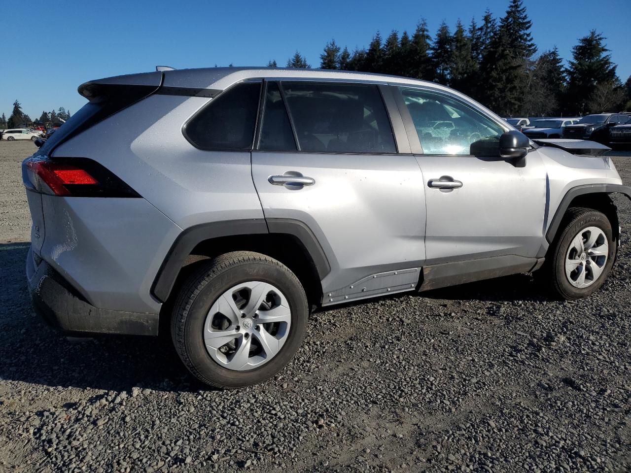 2024 Toyota RAV 4 - Image 3