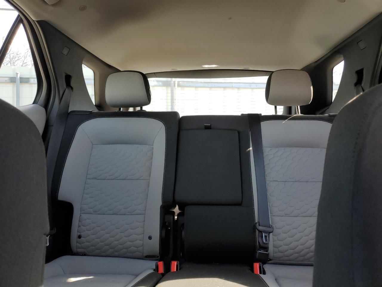 2018 Chevrolet Equinox - Image 10