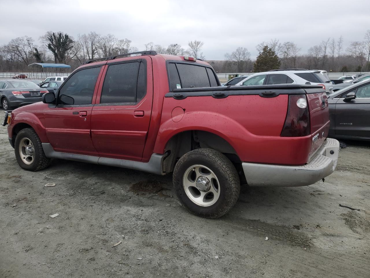 2005 Ford Explorer - Image 2