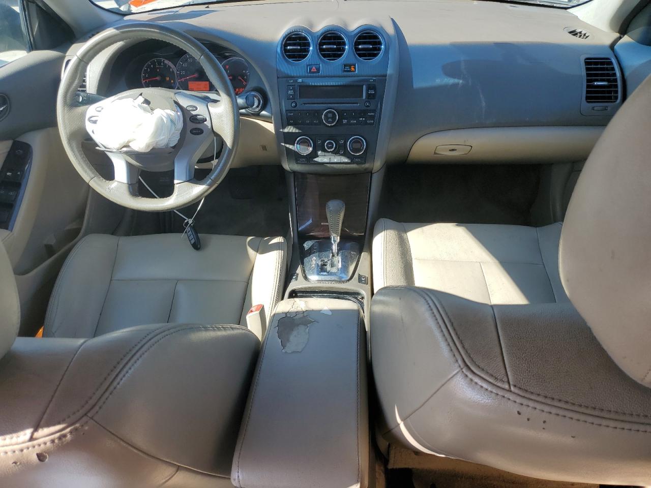 2012 Nissan Altima - Image 8