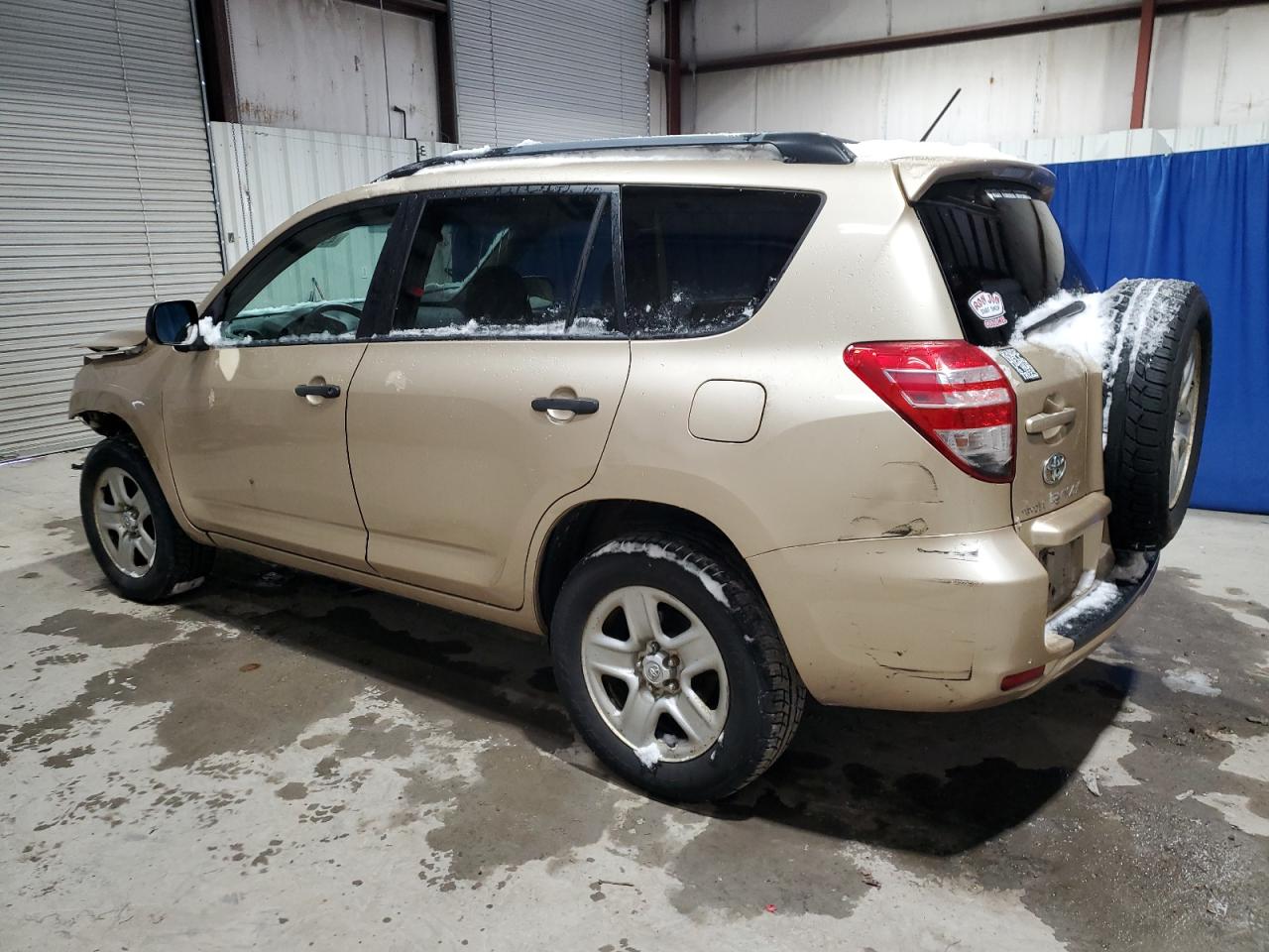 2010 Toyota RAV 4 - Image 2