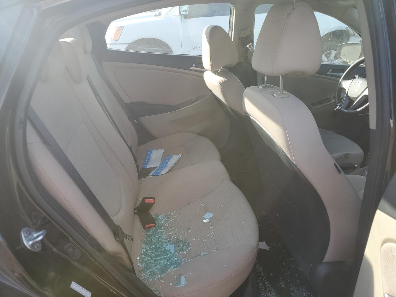 2016 Hyundai Accent - Image 10