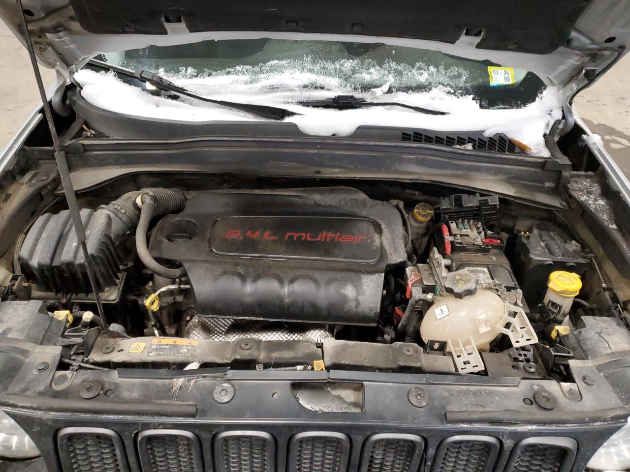 2016 Jeep Renegade - Image 12
