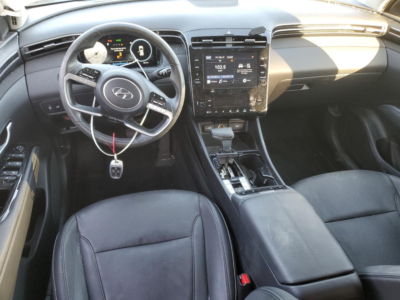2022 Hyundai Tucson - Image 8
