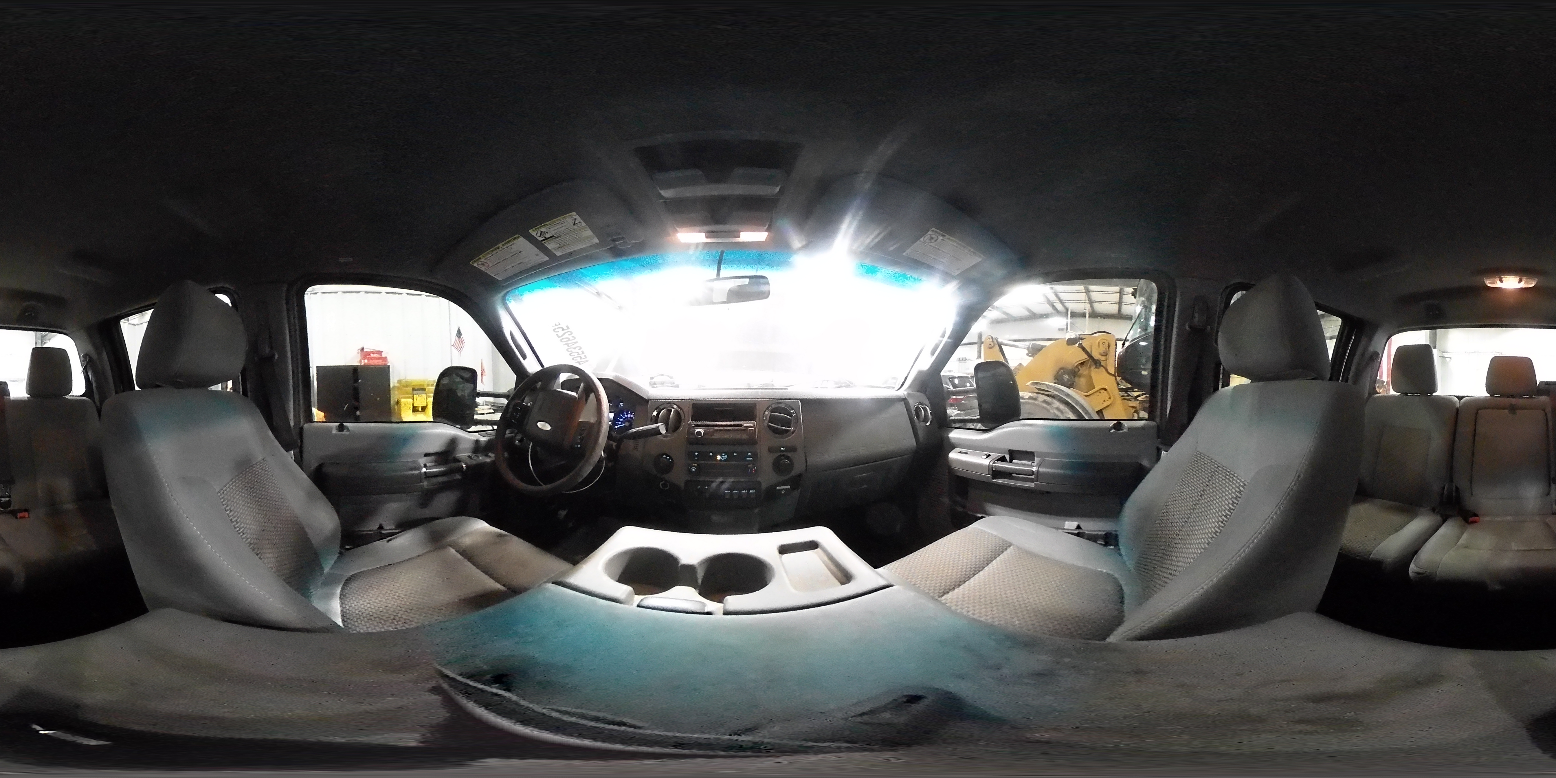 2011 Ford F250 - Image 13