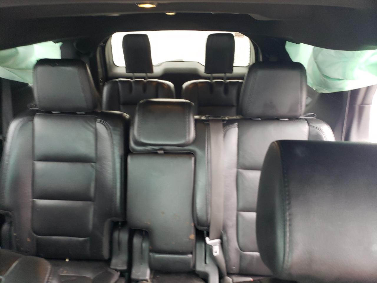 2015 Ford Explorer - Image 10