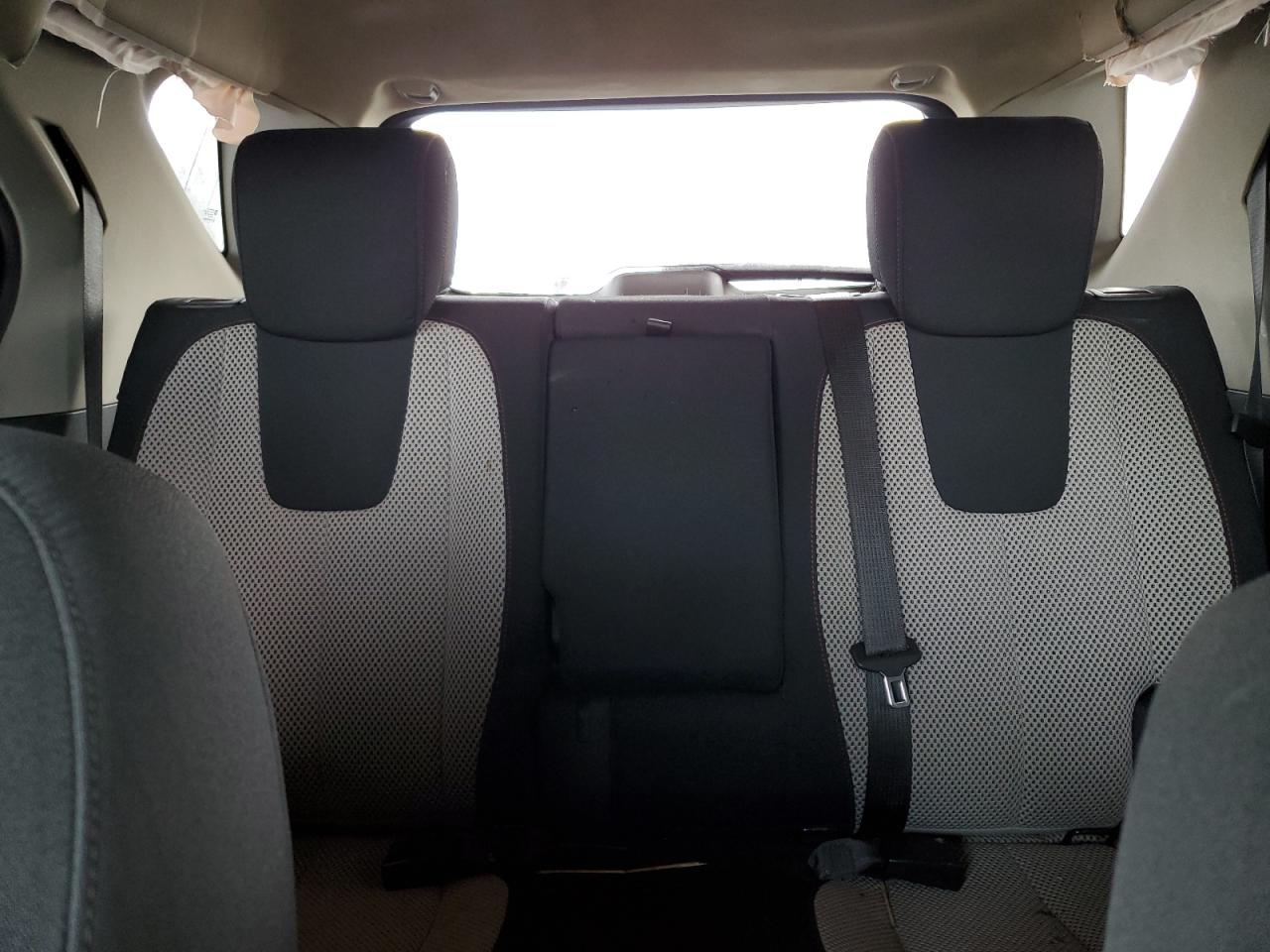 2010 Chevrolet Equinox - Image 10
