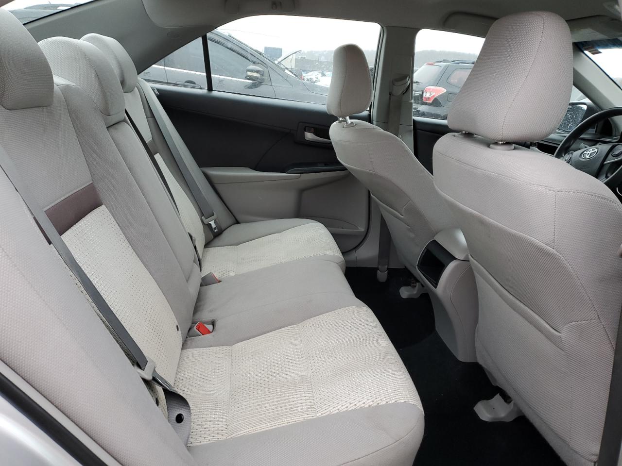 2014 Toyota Camry - Image 10