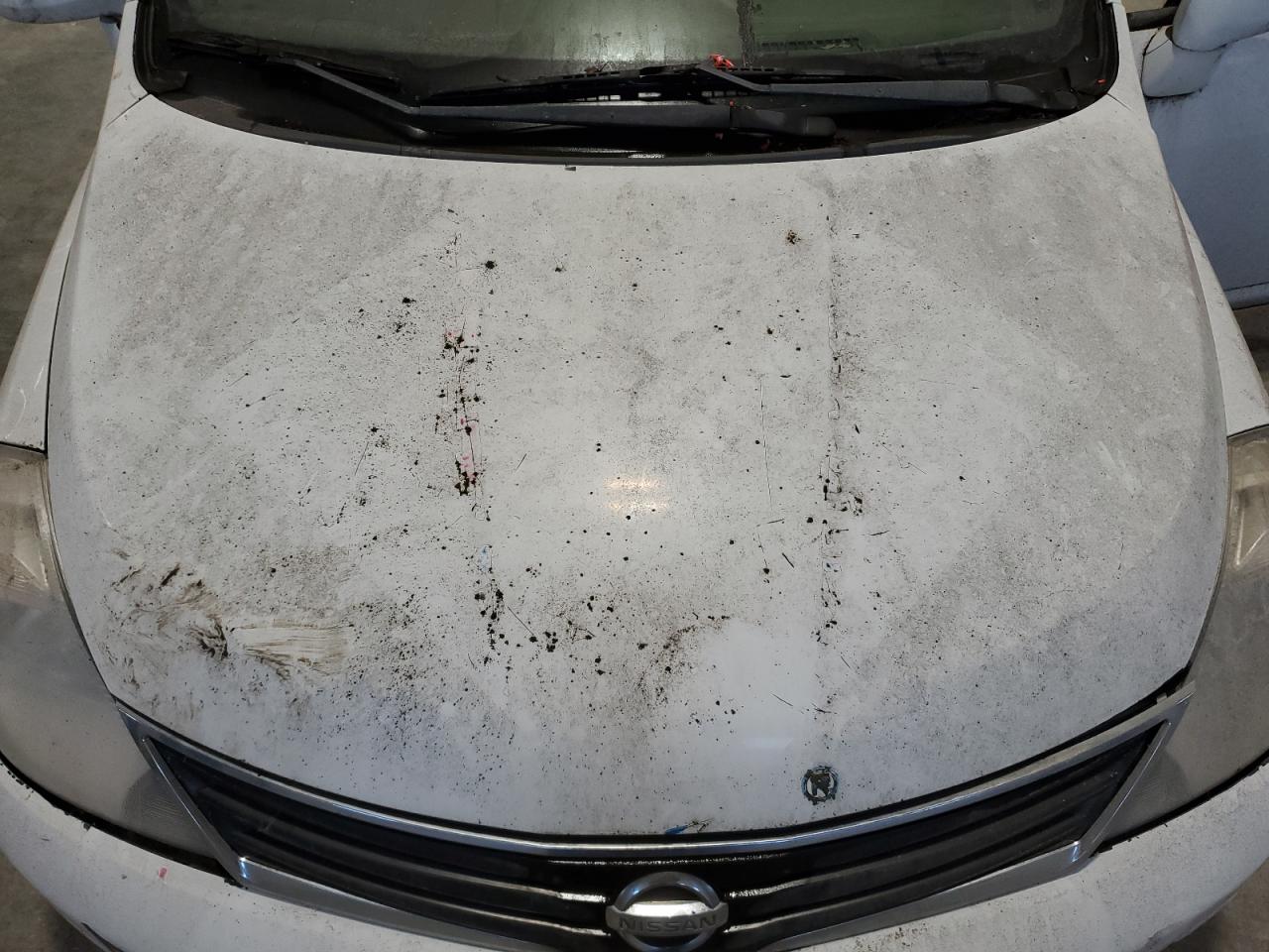 2011 Nissan Versa - Image 11