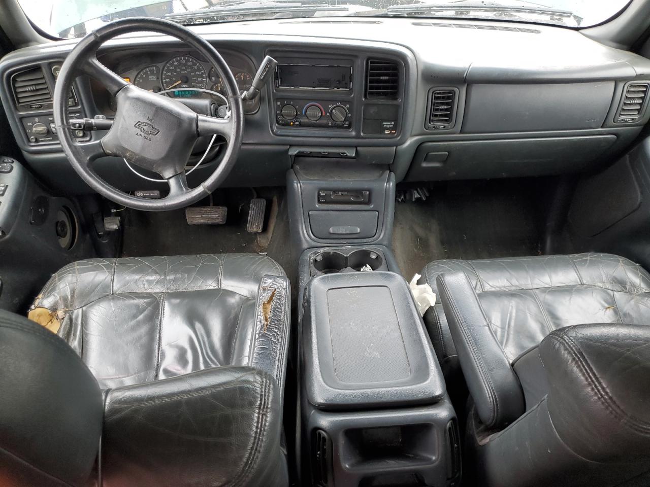 2002 Chevrolet Silverado - Image 8
