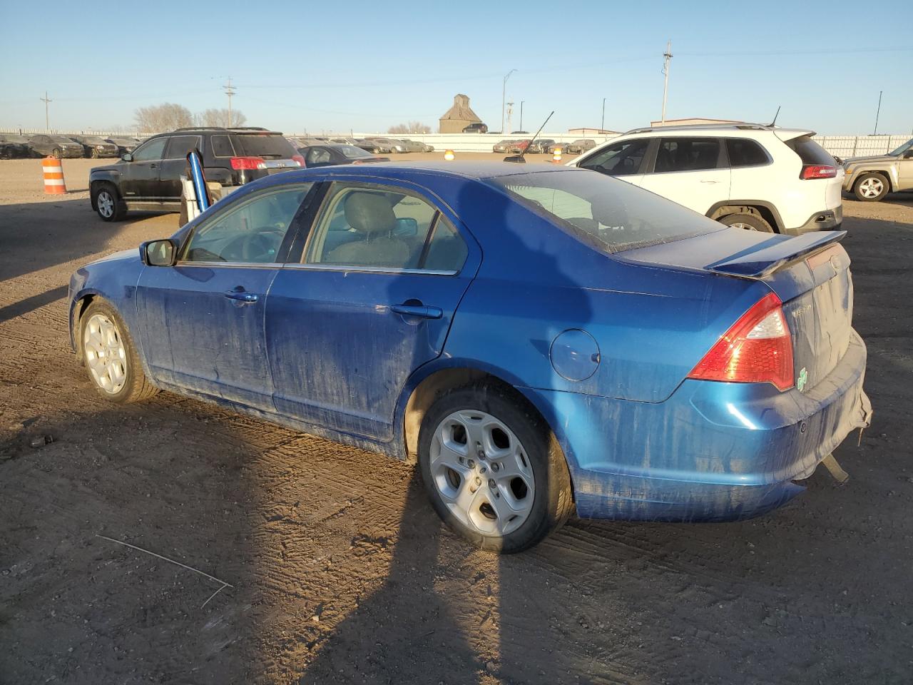 2011 Ford Fusion - Image 2