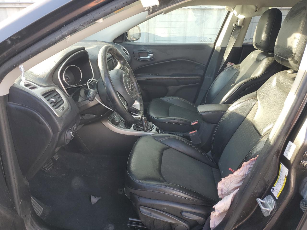 2018 Jeep Compass - Image 7