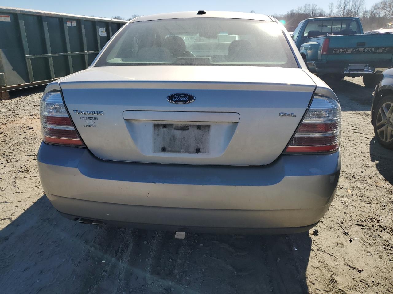 2008 Ford Taurus - Image 6