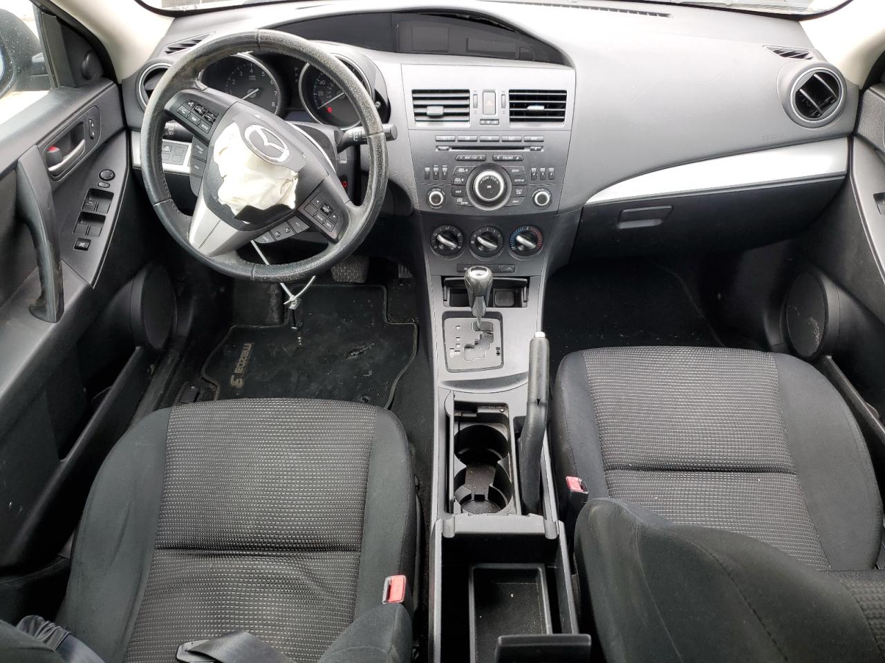 2012 Mazda 3 - Image 8