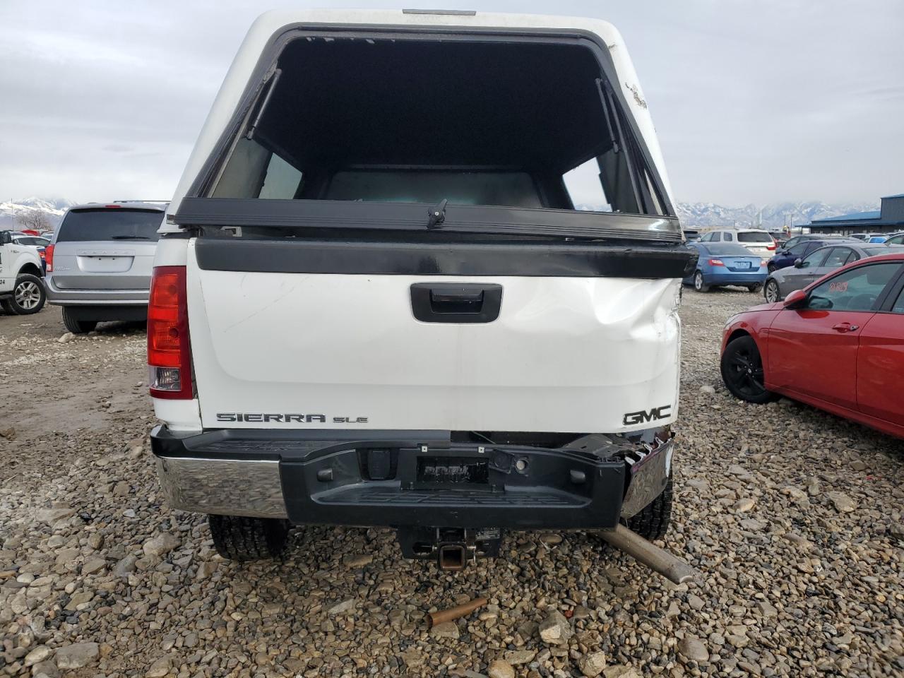2013 GMC Sierra - Image 6