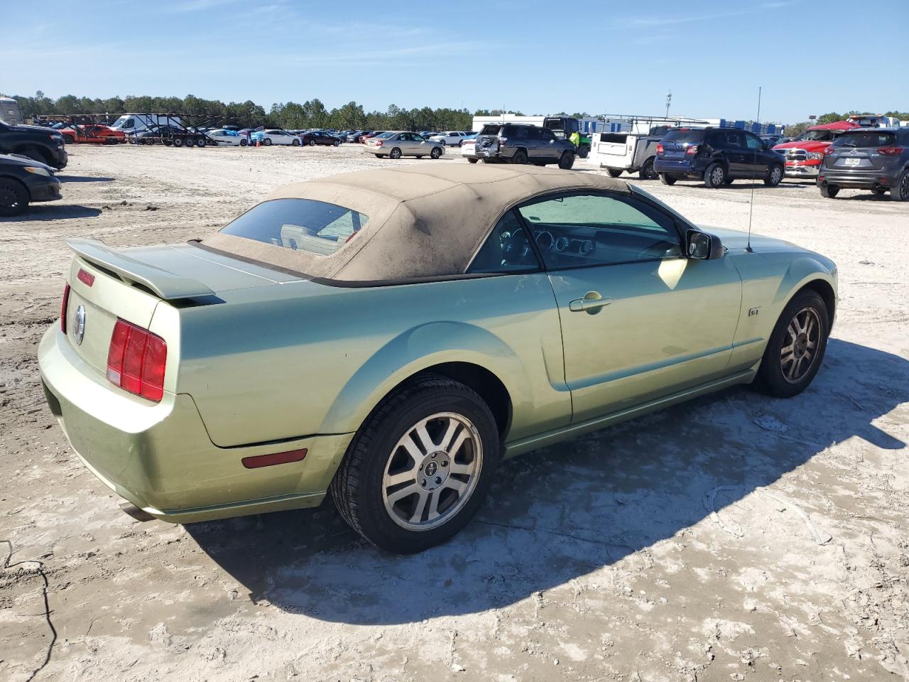 2006 Ford Mustang - Image 3