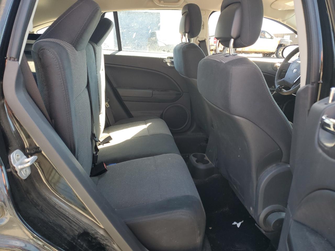 2010 Dodge Caliber - Image 11