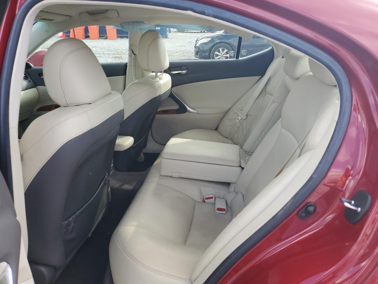 2009 Lexus IS - Image 10