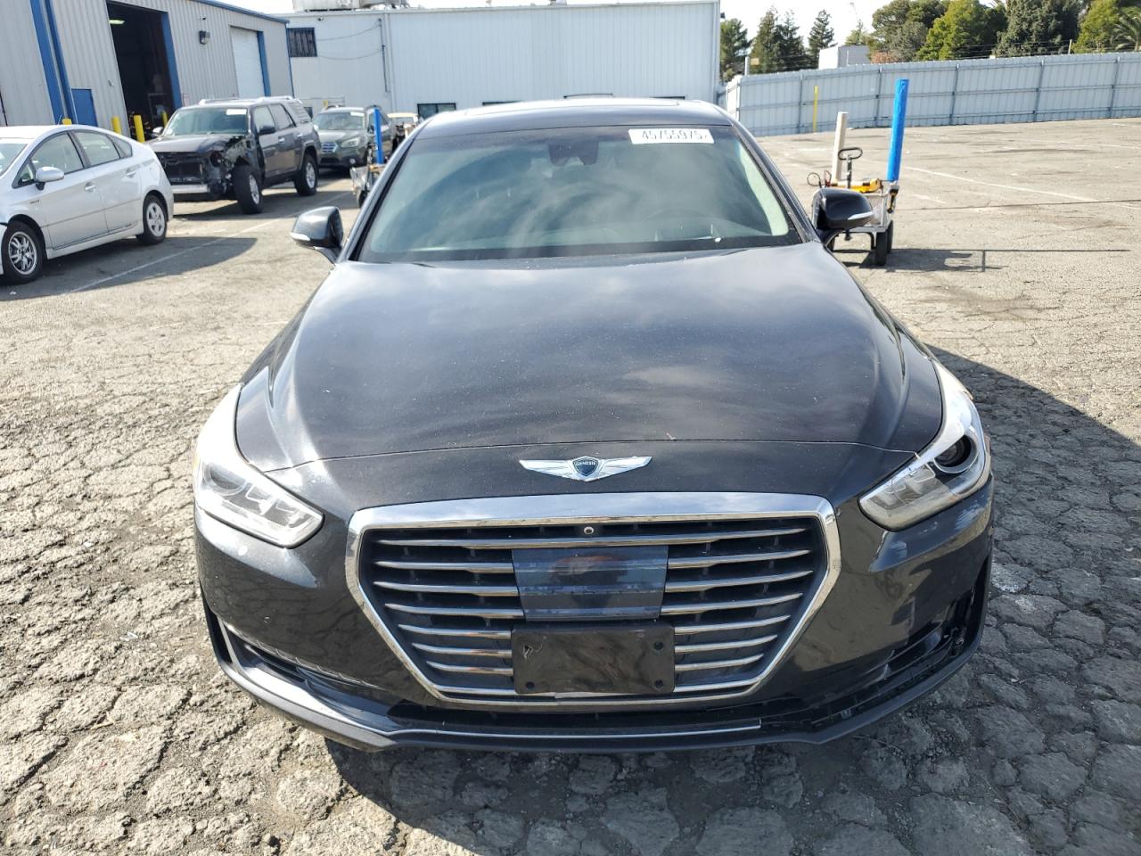 2018 Genesis G90 - Image 5