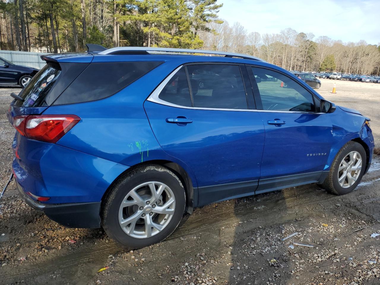 2019 Chevrolet Equinox - Image 3