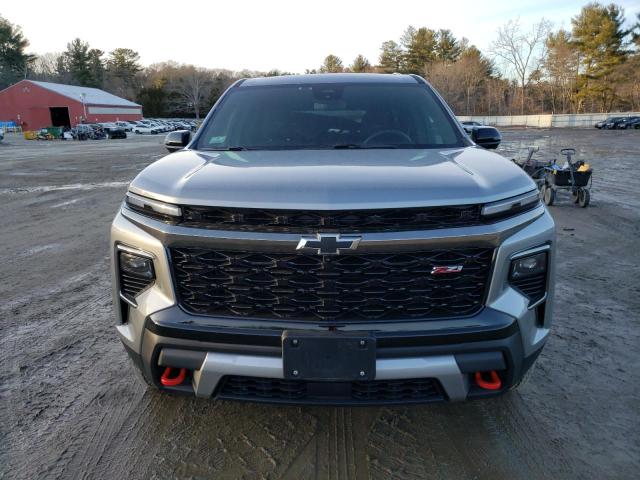  CHEVROLET TRAVERSE 2024 Gray